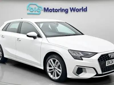 Used Audi A3 Sportback e-tron Sport 204 HP (150 kW) 2024 White Hatchback