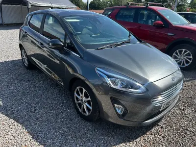 Used Ford Fiesta Zetec 100 HP (73 kW) 2017 Grey Hatchback