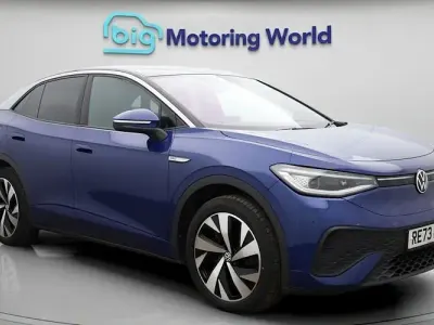 Usado VW ID.5 Pro Performance 150 kW (204 HP) 2023 Azul SUV