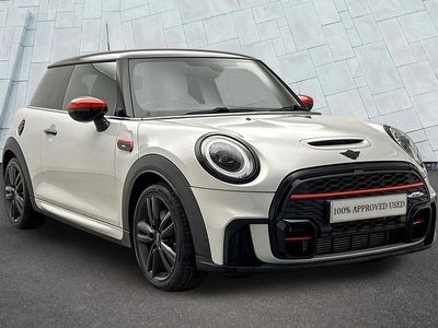 Usado Mini Cooper S Hatch 178 CV (130 kW) 2021 Plateado Utilitario