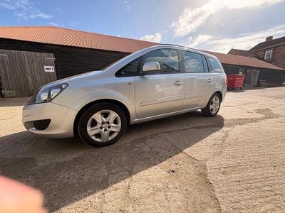 Used Vauxhall Zafira 115 HP (84 kW) 2013 Silver MPV