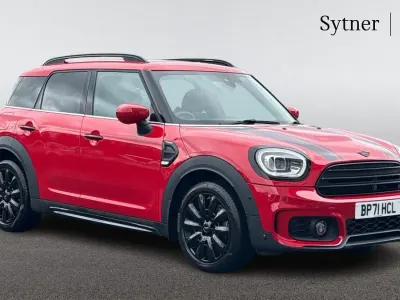 Used Mini Cooper Countryman Sport 134 HP (98 kW) 2022 Red SUV