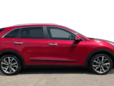 Used Kia Niro 2022 Red SUV