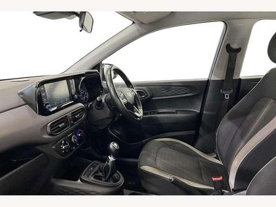 Used Hyundai i10 SE 84 HP (61 kW) 2022 Intense blue Hatchback