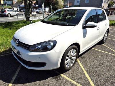 Begagnad VW Golf VII Match 2012 Vit Halvkombi