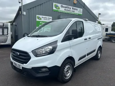 Used Ford Transit Custom 105 HP (77 kW) 2019 White Van