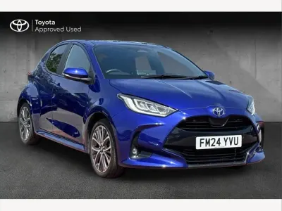 Used Toyota Yaris 116 HP (85 kW) 2024 Blue Hatchback