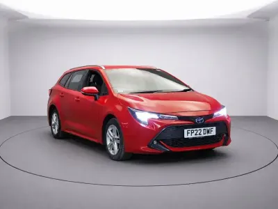 Used Toyota Corolla 122 HP (89 kW) 2022 Red Estate