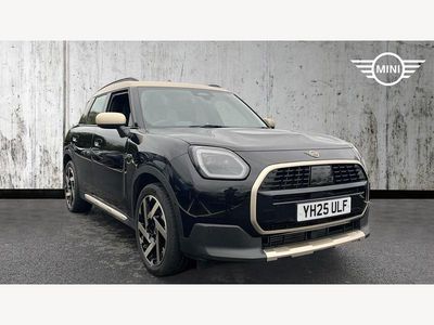 Black Used 2025 Mini Countryman Exclusive SUV | £31,699 (A bit pricey)