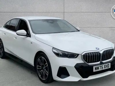 Used BMW 530e M Sport 295 HP (216 kW) 2025 White