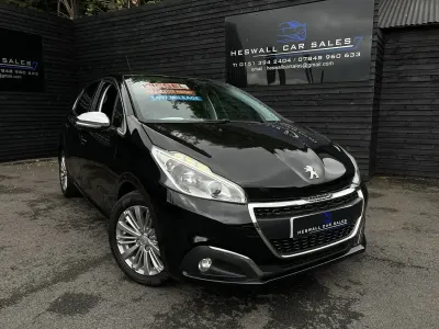 Used Peugeot 208 Allure 100 HP (73 kW) 2017 Black Hatchback