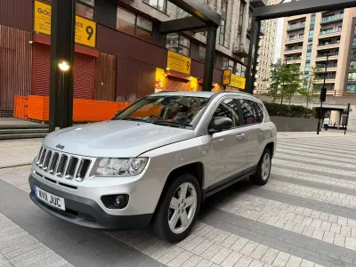 Used Jeep Compass Limited 170 HP (125 kW) 2011 Silver SUV