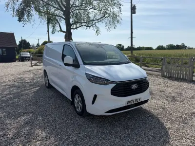 Used Ford Transit Custom Limited 136 HP (100 kW) 2025 White Van