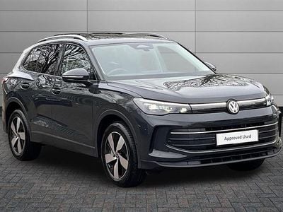 Usado VW Tiguan Match 150 CV (110 kW) 2025 Gris SUV