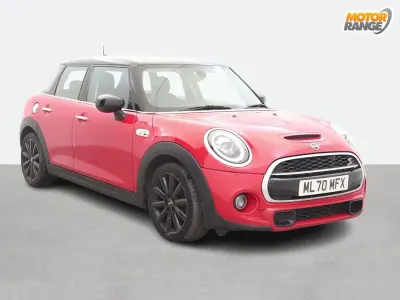 Second-hand Mini Cooper S Classic 178 CP (130 kW) 2020 Roșu Hatchback