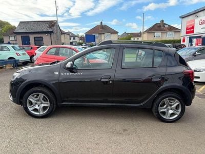 Begagnad Dacia Sandero Comfort 90 HK (66 kW) 2019 Svart Halvkombi