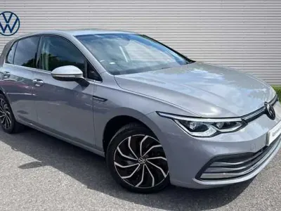 Used VW Golf VIII 130 HP (95 kW) 2023