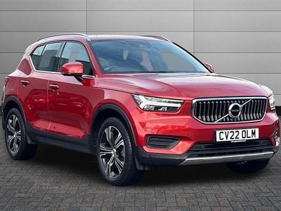 Used Volvo XC40 Inscription 211 HP (155 kW) 2022 Fusion red SUV