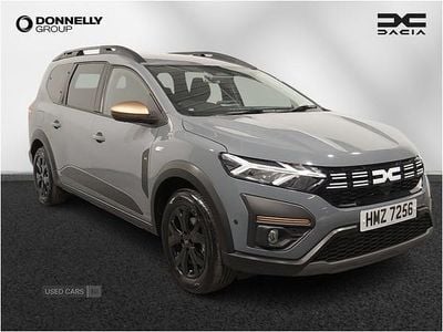 Grey Used 2025 Dacia Jogger Extreme MPV | £20,485 (Fair price)