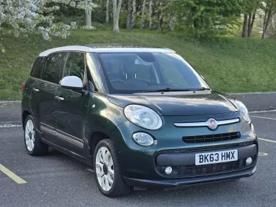 Used Fiat 500L Lounge 85 HP (62 kW) 2013 Green/white MPV