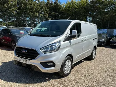 Usado Ford Transit Custom Limited 130 HP (95 kW) 2023 Prateado Van