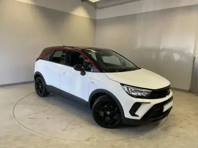 Used Vauxhall Crossland GS Line 81 HP (59 kW) 2022 White SUV