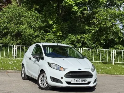 Used Ford Fiesta 2015 White Hatchback