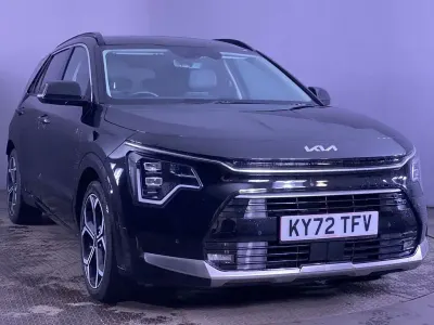 Gebraucht Kia Niro 180 PS (132 kW) 2022 Schwarz SUV