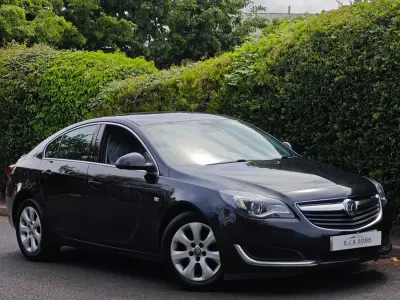 Używany Vauxhall Insignia 2016 Czarny Hatchback