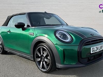 Begagnad Mini Cooper Exclusive 135 HK (99 kW) 2024 Grön Halvkombi