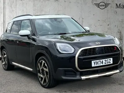 Usado Mini Countryman Exclusive 218 HP (160 kW) 2024 Preto SUV