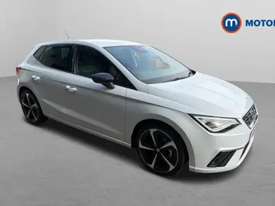 Used Seat Ibiza FR Sport 110 HP (80 kW) 2022 White Hatchback
