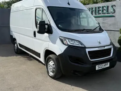 Used Peugeot Boxer 140 HP (102 kW) 2021 White Van