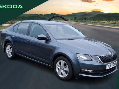 Grey Used 2017 Skoda Octavia SE Hatchback | £10,990 (Fair price)