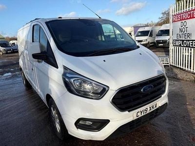White Used 2019 Ford Transit Custom Limited Van | £9,295 (Fair price)