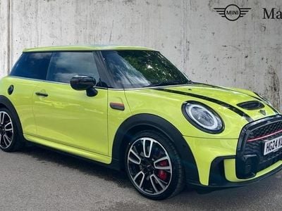 Used Mini John Cooper Works Premium Plus 231 HP (169 kW) 2024 Zesty yellow  Hatchback