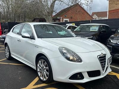 Used Alfa Romeo Giulietta Veloce 2011 White Hatchback