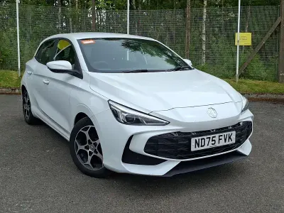 Usado MG MG3 SE 115 HP (84 kW) 2025 Branco Citadino