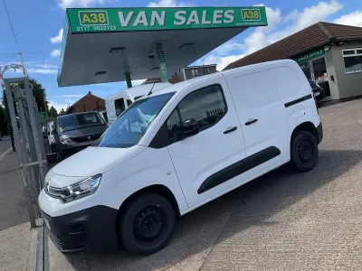 Used Citroën e-Berlingo 100 HP (73 kW) 2021 White MPV