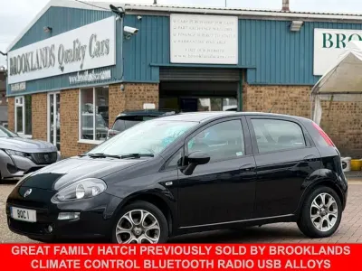 Used Fiat Punto Easy Plus 69 HP (50 kW) 2016 Black Hatchback