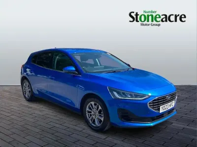 Used Ford Focus Titanium 125 HP (91 kW) 2023 Blue Hatchback