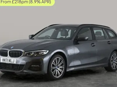 Begagnad BMW 330e M Sport 292 HK (214 kW) 2022 Grå Kombi