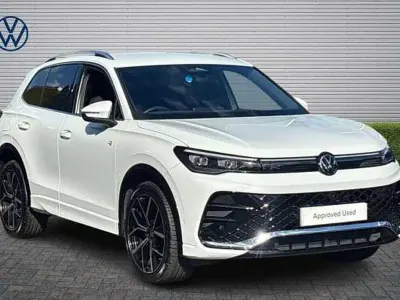 Used VW Tiguan R-line 150 HP (110 kW) 2024 Pure white SUV