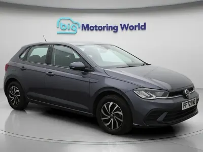 Usado VW Polo S 95 CV (69 kW) 2023 Gris Utilitario