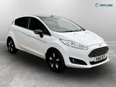Used Ford Fiesta Zetec 2016 White Hatchback