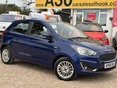 Used Ford Ka Plus Zetec 85 HP (62 kW) 2019 Blue Hatchback