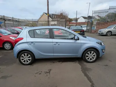 Used Hyundai i20 Active 86 HP (63 kW) 2013 Blue Hatchback