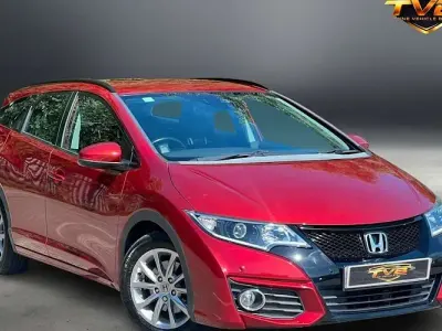Used Honda Civic SE Plus 120 HP (88 kW) 2015 Red Estate