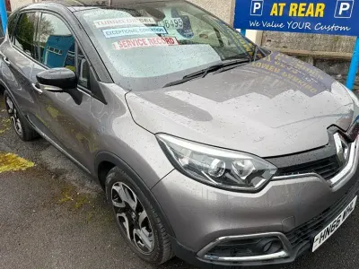 Gebraucht Renault Captur Signature 90 PS (66 kW) 2016 Rot SUV