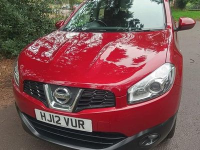 Used Nissan Qashqai Acenta 117 HP (86 kW) 2012 Red SUV